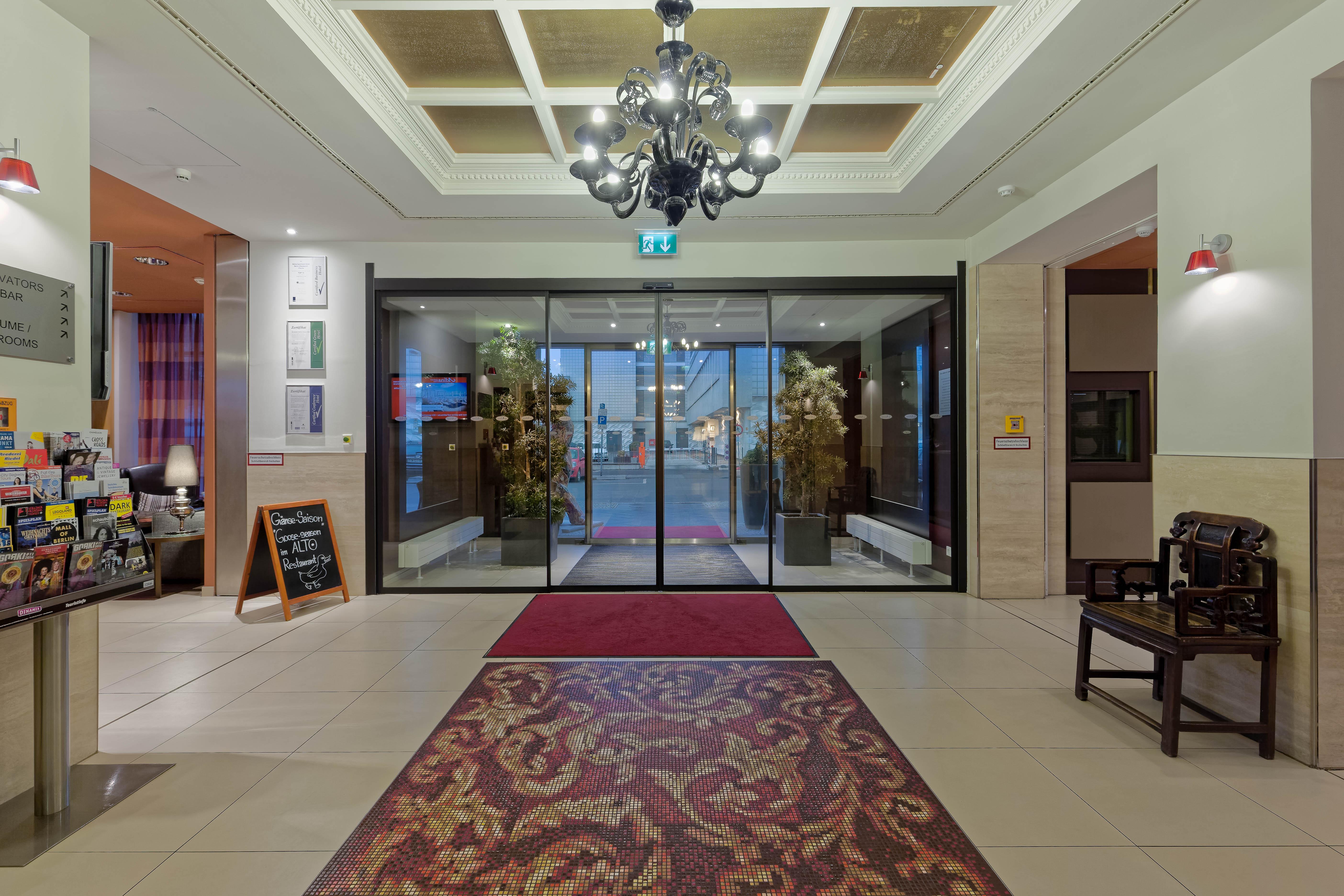 Adina Apartment Hotel Berlin Checkpoint Charlie, Berlin